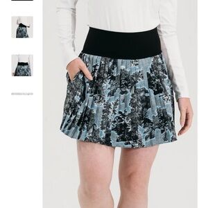 Elegant Black and Gray Women's pleated performance Carnegie Toile skirt skort